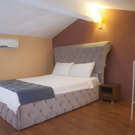 Hotel Peace