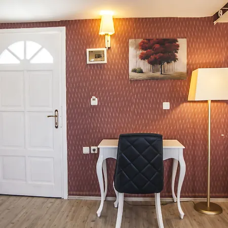 Hotel Peace